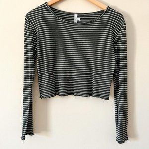 Love Charm Green Long Sleeve Crop Top Size Large